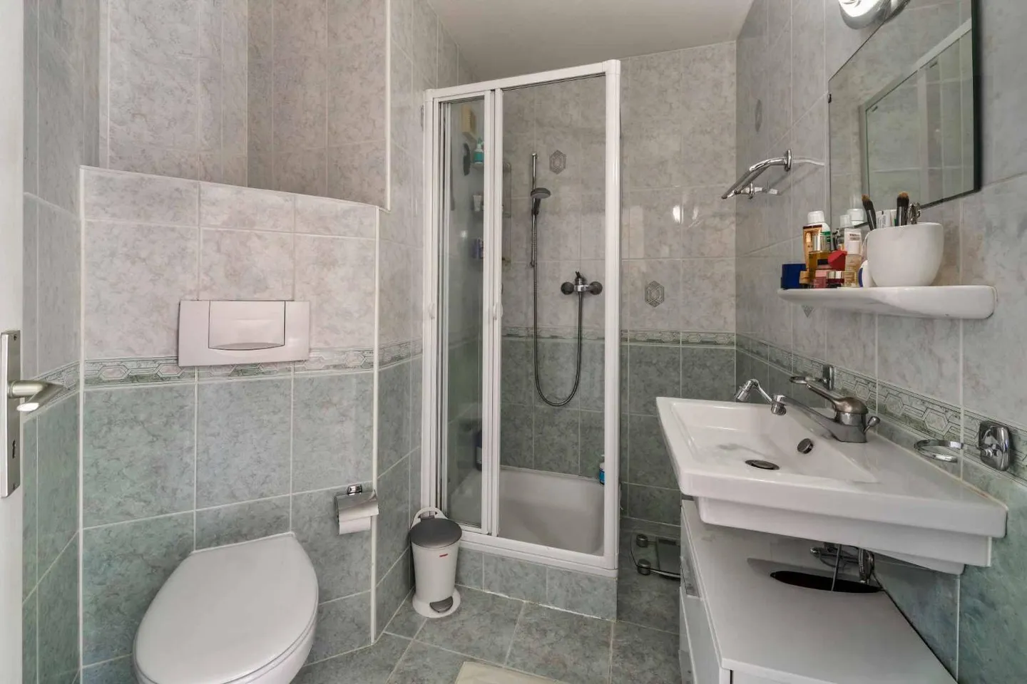 Charming Townhouse in Vandoeuvres - Photo 5 of 12