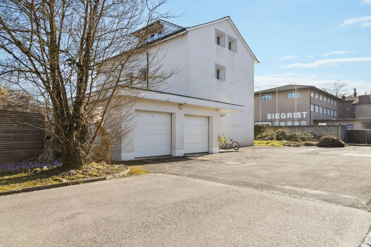 Rental building in a central location in Langenthal - Photo 1 of 10