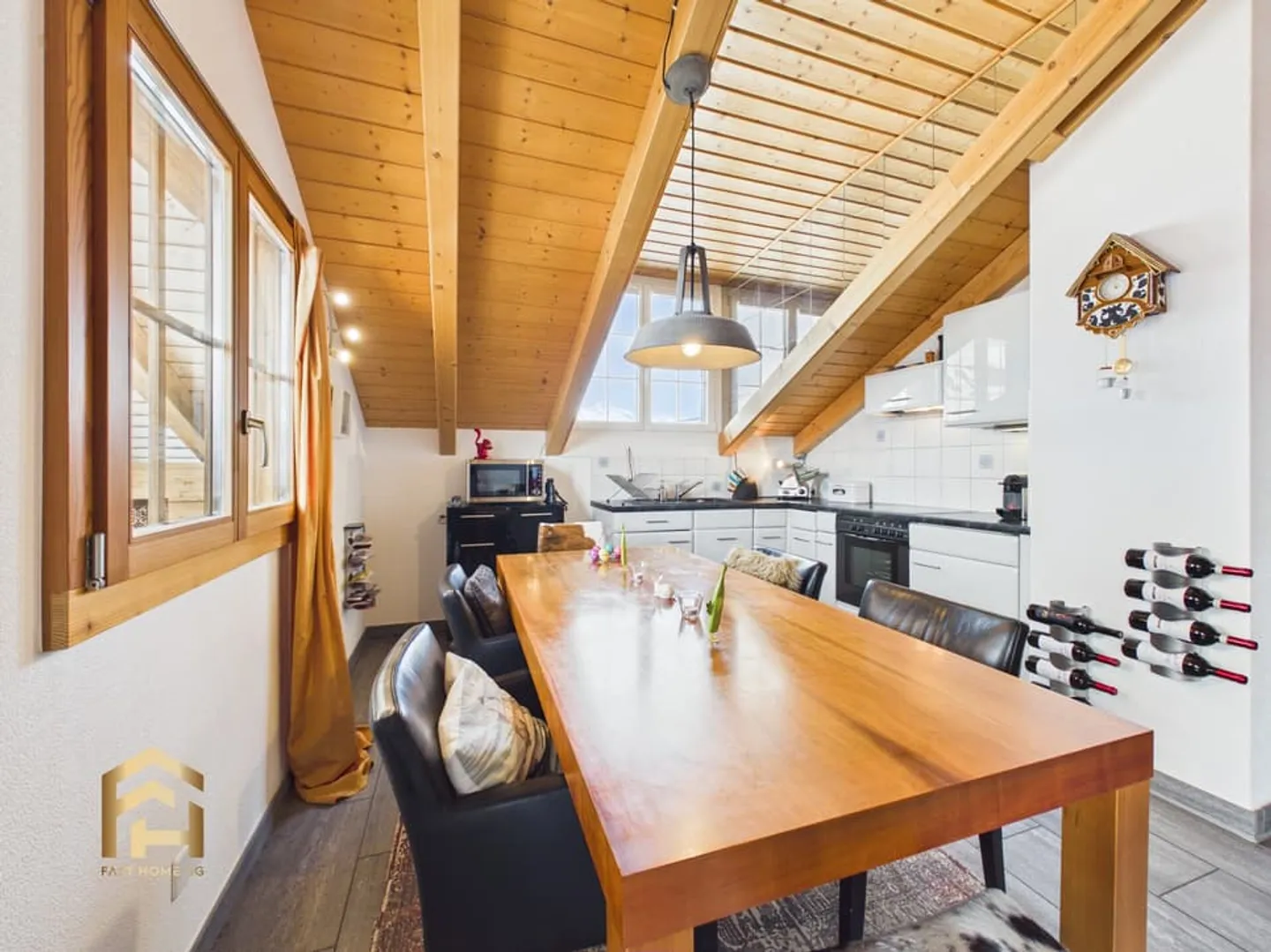 3.5 Room Penthouse Apartment in a Prime Location on Rosswald - Photo 3 of 13