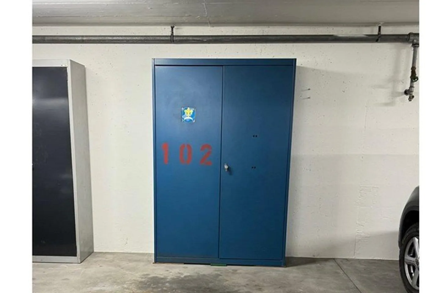 Underground parking space for rent - Photo 2 of 4