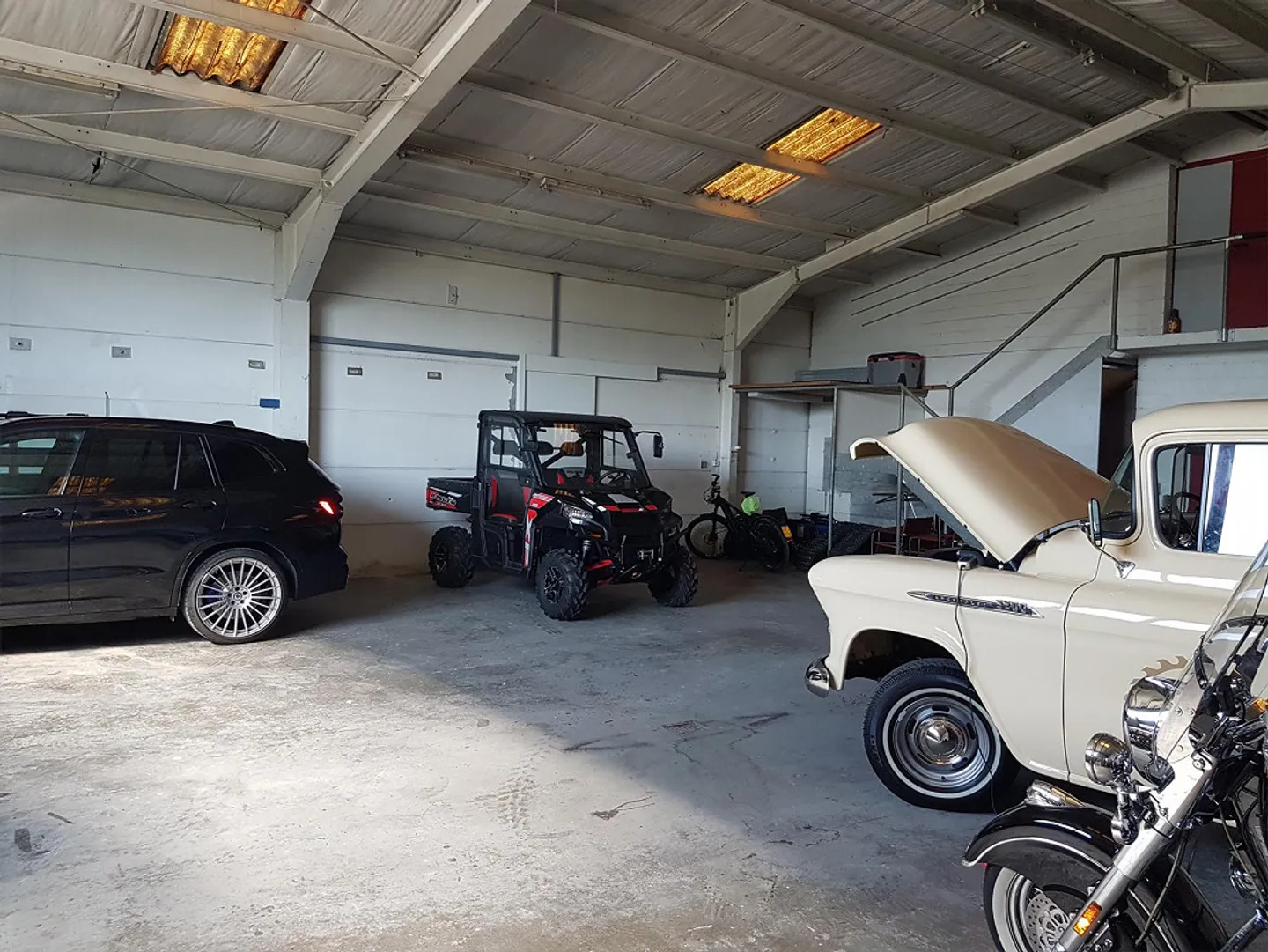 Magazzino, Garage, Cabina di Verniciatura, Ripari per Barche e Camper - Foto 2 di 13