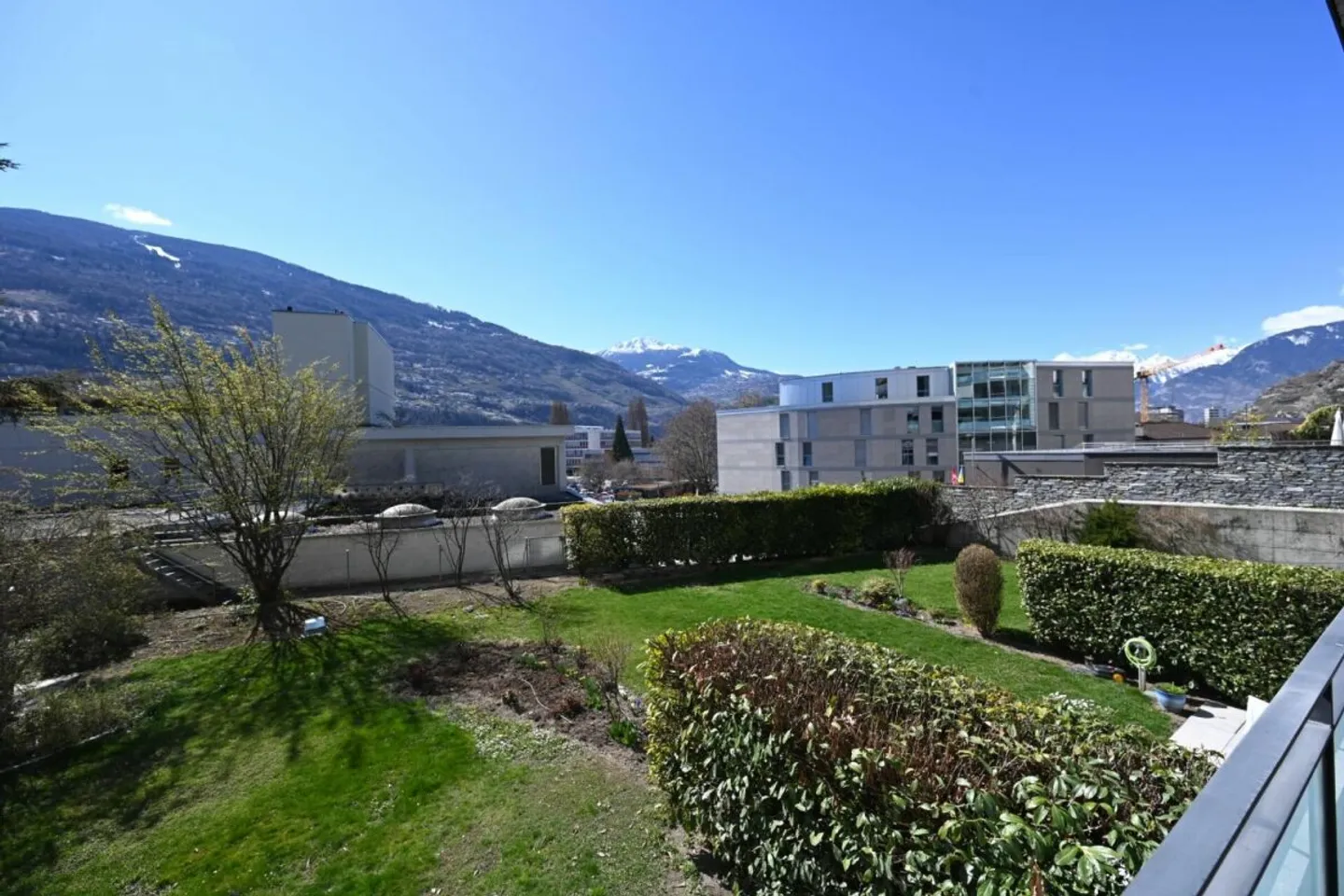 Renovated Apartment in Sion - Photo 2 of 22