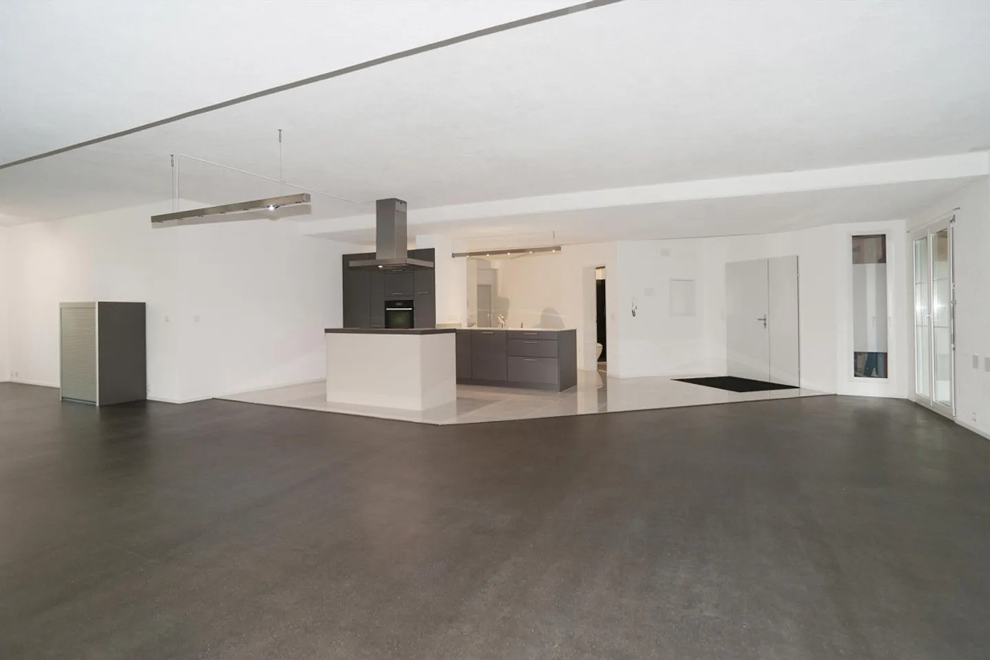Spazio abitativo e lavorativo luminoso 210 m2 - Foto 1 di 16