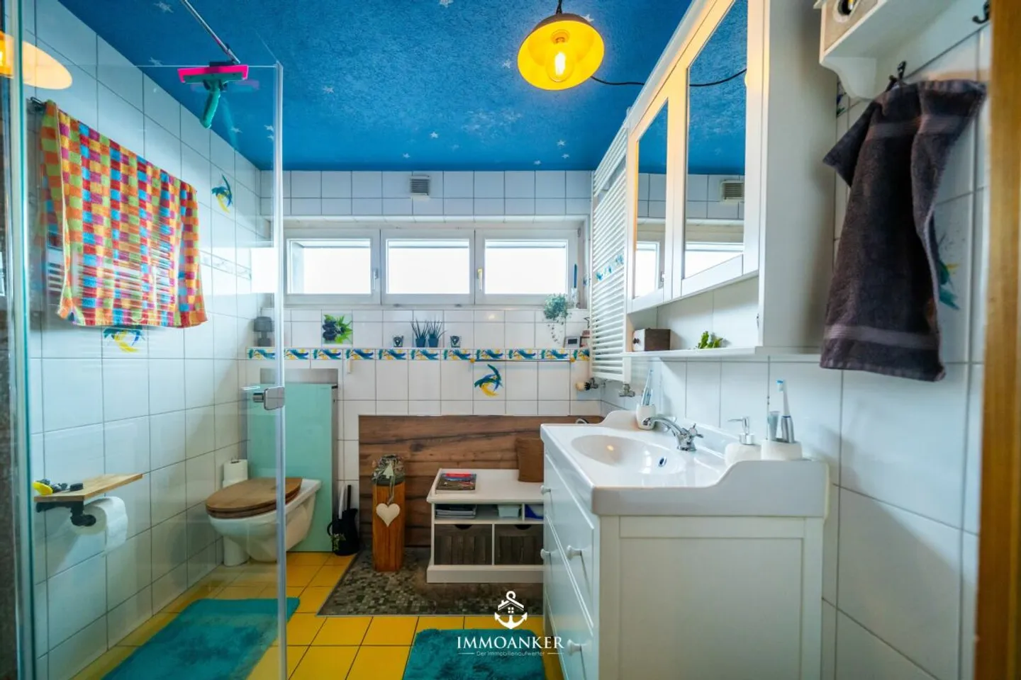 Modernized 6.5-room single-family house with plenty of outdoor space in Niederbipp - Photo 8 of 13