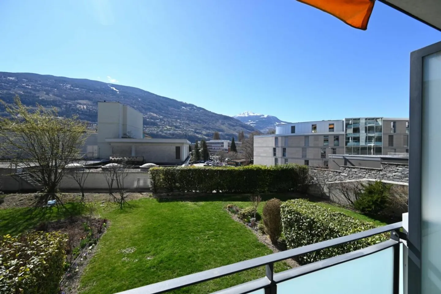 Renovated Apartment in Sion - Photo 18 of 22