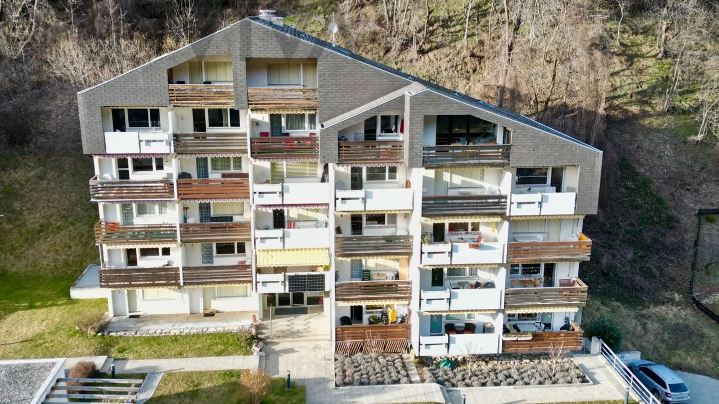 Appartamento ristrutturato con vista montagna - Foto 7 di 8