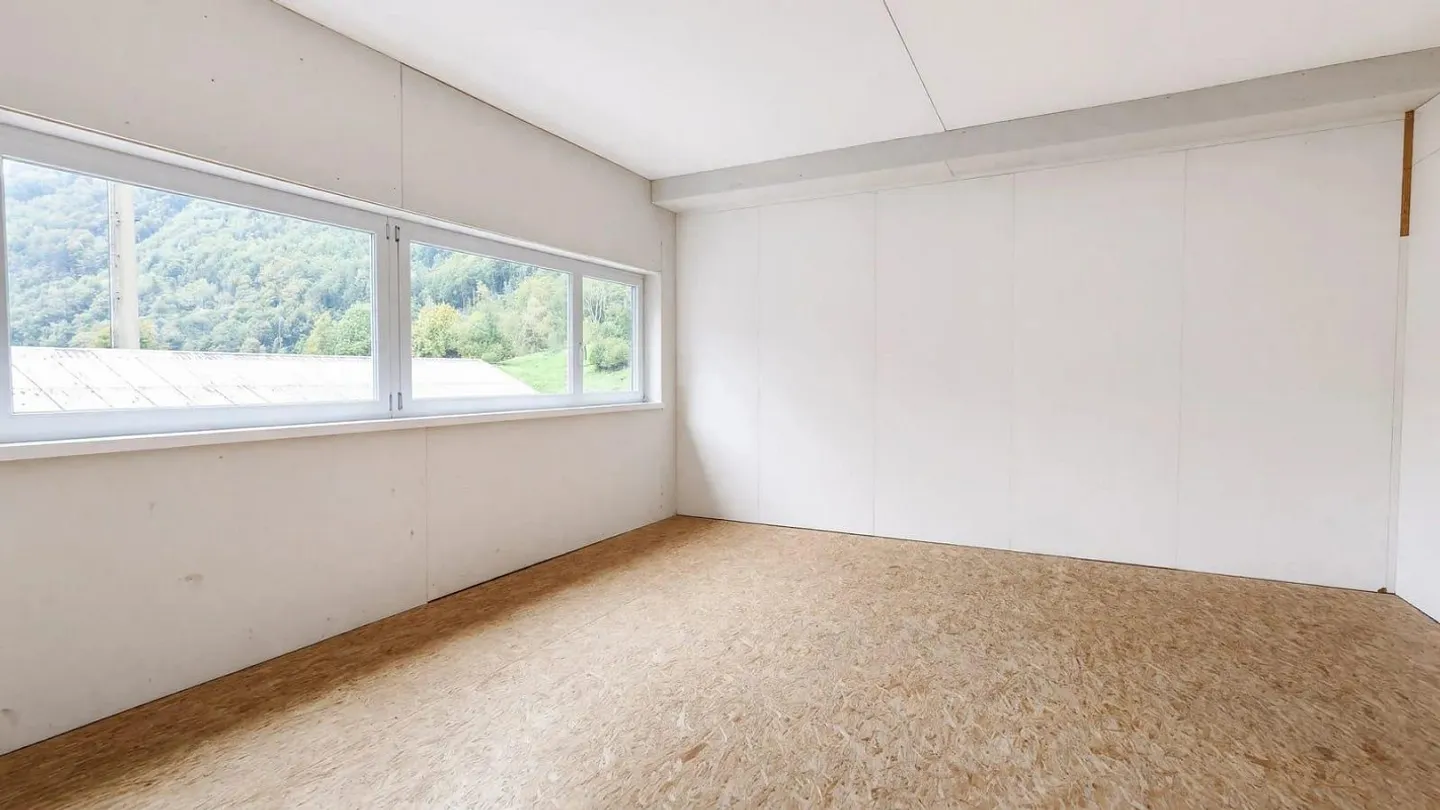 Magazzino di 27 m² a Ried (Muotathal) - Disponibile immediatamente - Foto 1 di 5