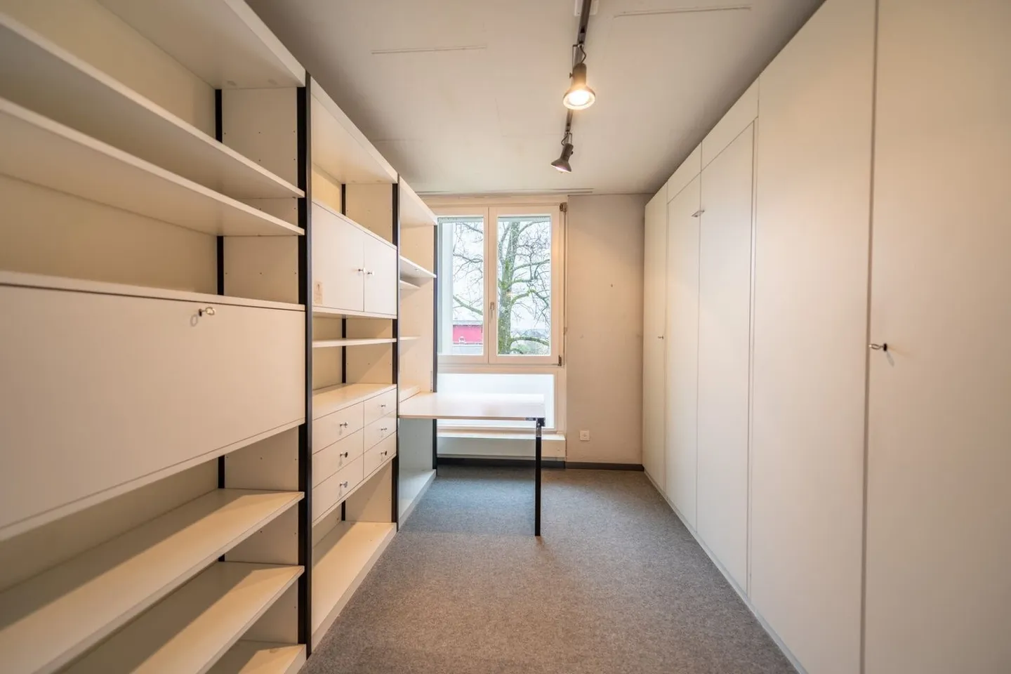 Light, Far Sight and Space for Your Ideas! - Photo 12 of 13