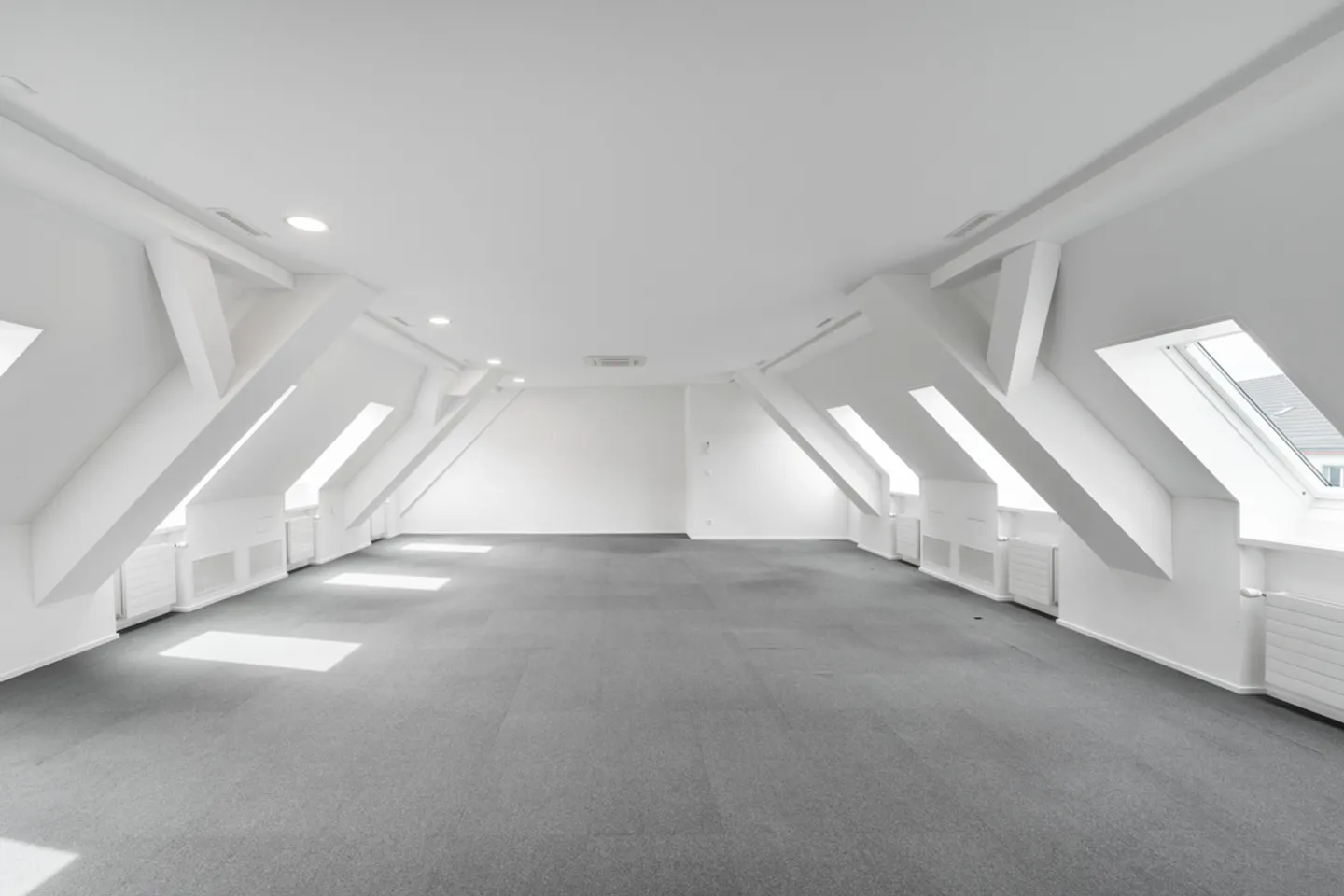 Original Office Space on the 5th Floor Above the Rooftops of Zurich - Photo 7 of 9