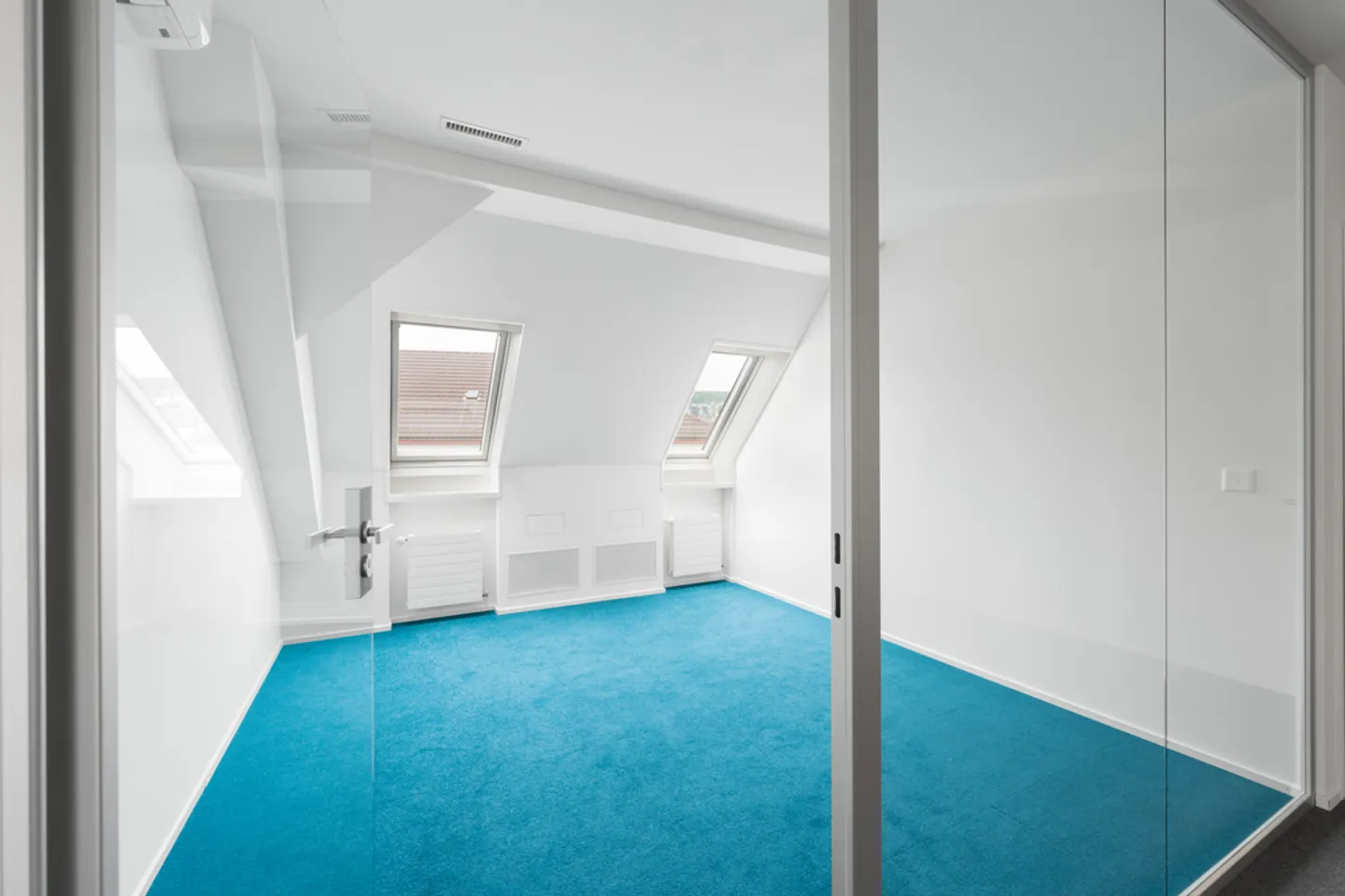 Original Office Space on the 5th Floor Above the Rooftops of Zurich - Photo 8 of 9