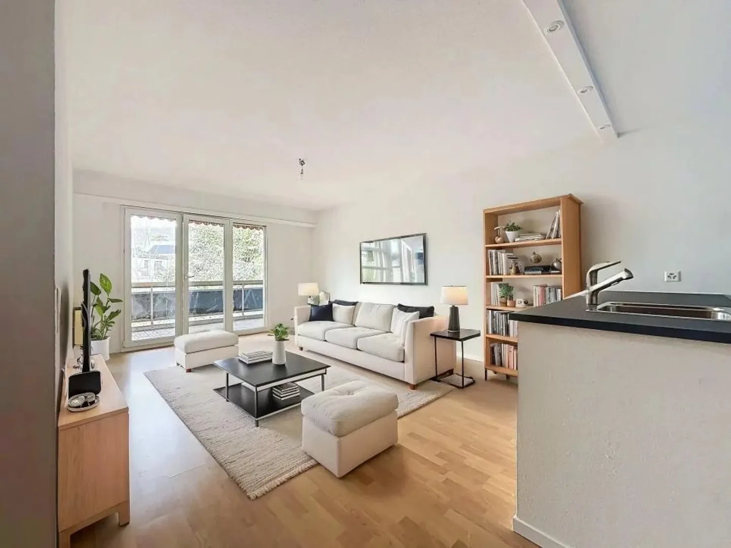 Magnifico appartamento di 3,5 stanze completamente ristrutturato - Foto 1 di 6