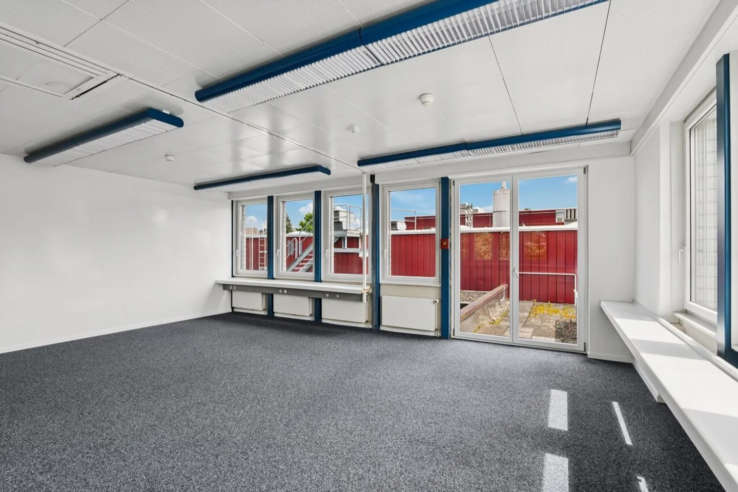 «Modern, stilvoll und bereit für Ihre Visionen - Ihre neue Bürofläche!» - Foto 3 von 10