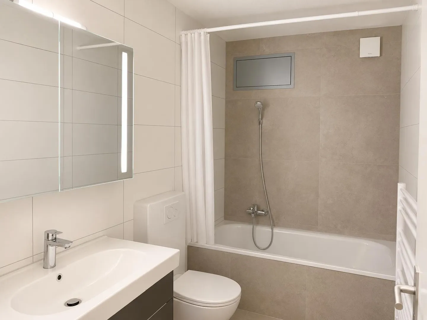 Bright 4.5-room apartment with balcony and view in Schöfflisdorf - Photo 4 of 12