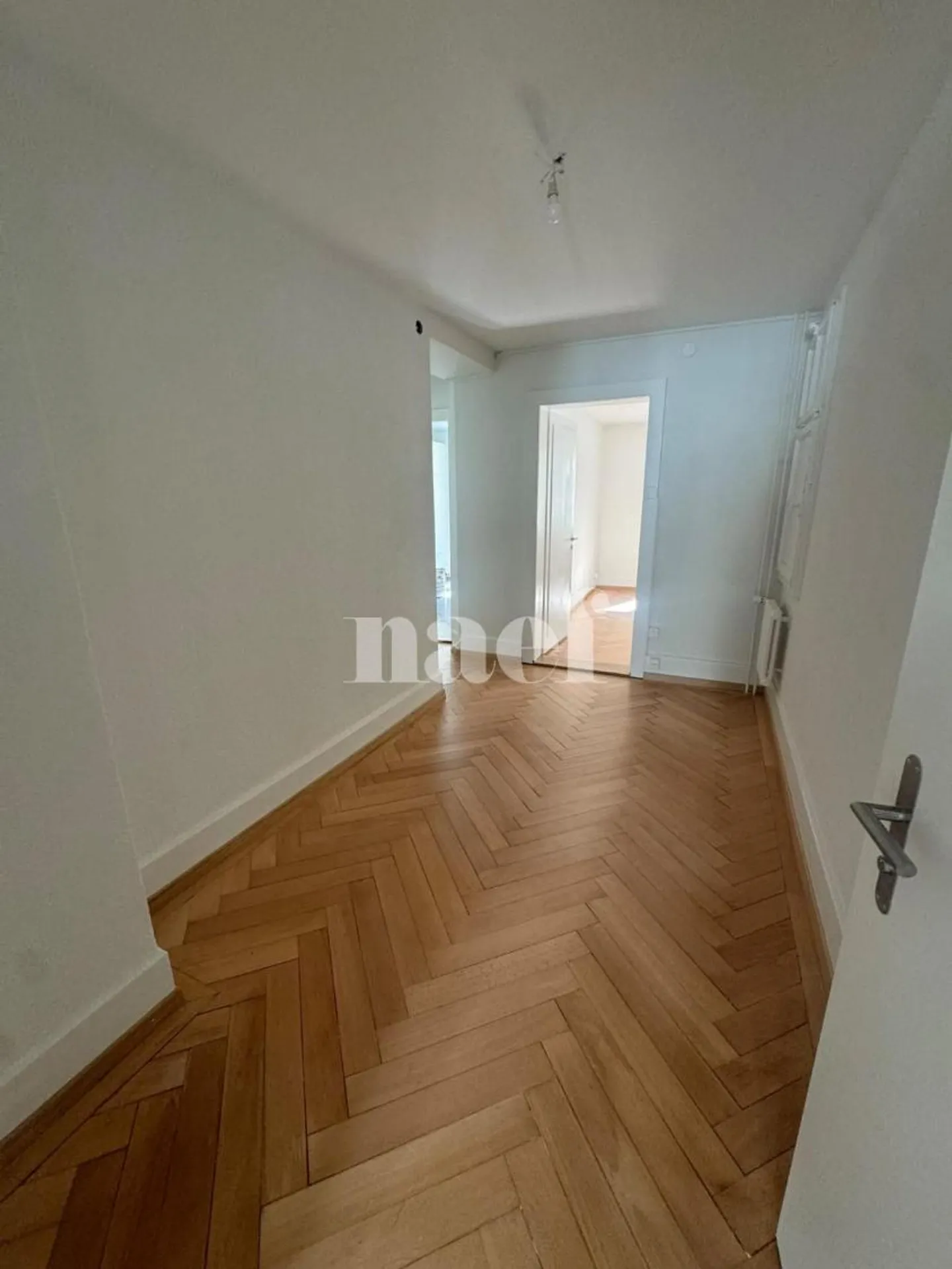 2-room apartment - Photo 3 of 6