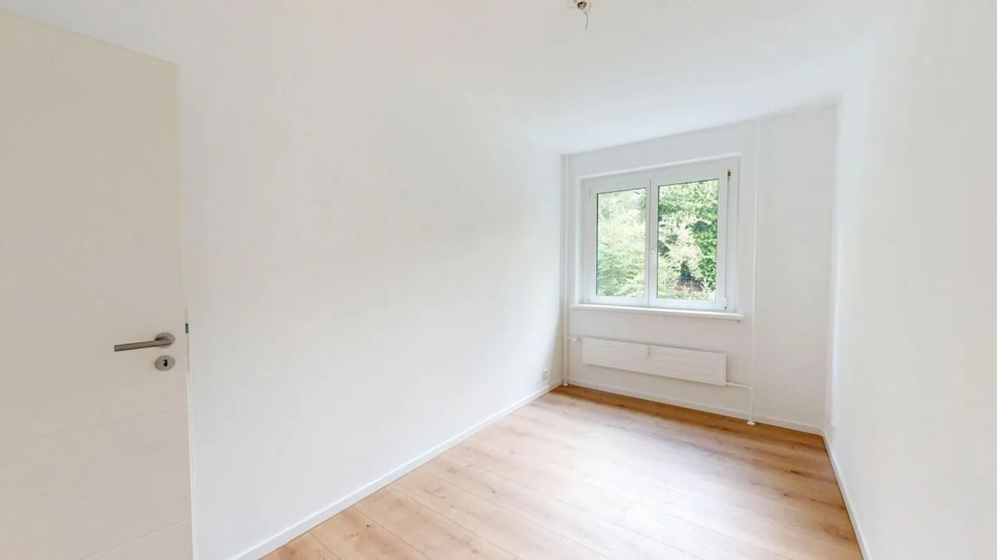 Appartement spacieux, modernisé et approuvé par la banque de 5,5 pièces dans un emplacement calme à Riehen - Photo 10 sur 15