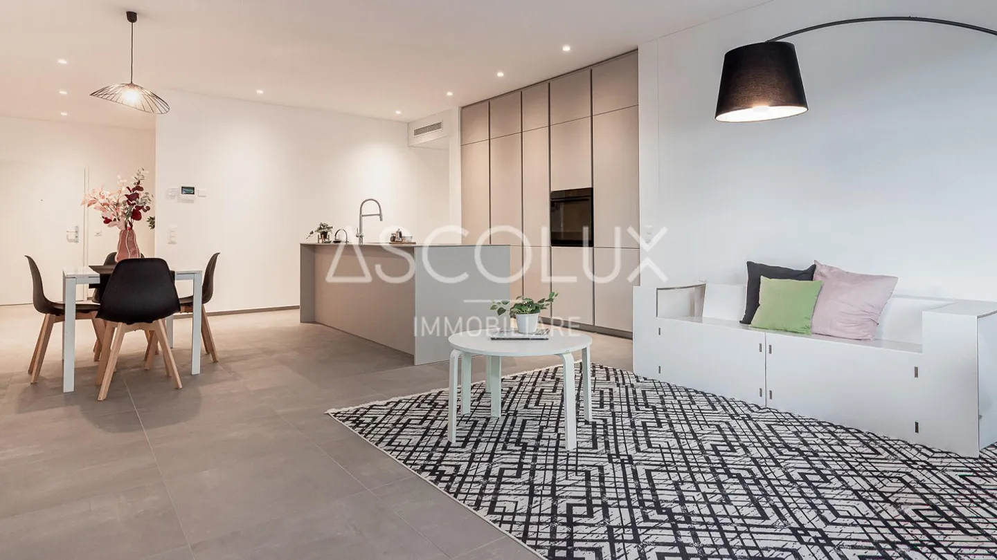Moderne und ruhige Räume - 4,5 Zimmer in einer exklusiven Residenz am Stadtrand - Foto 5 von 13