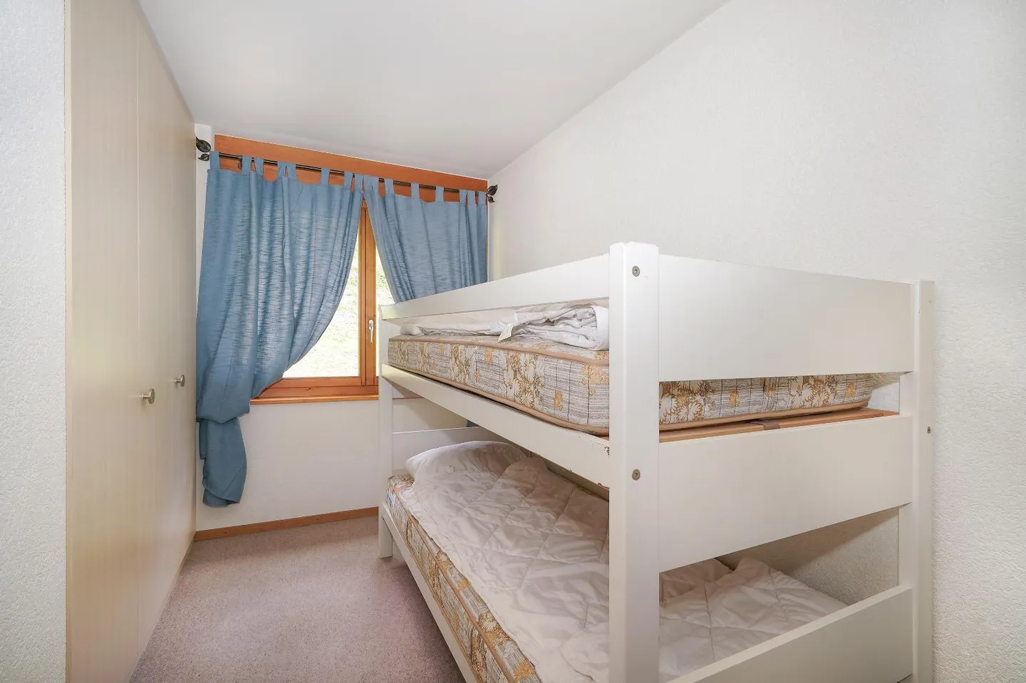 Charming Apartment with Spa - Photo 7 of 9