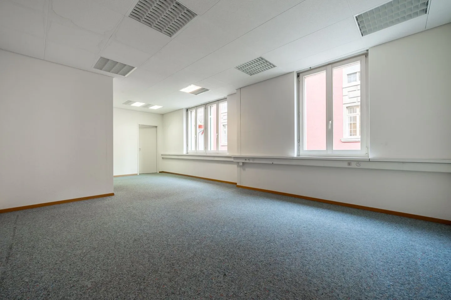 Circa 100 m2 di spazio ufficio nel centro storico di Aarau - Foto 2 di 6