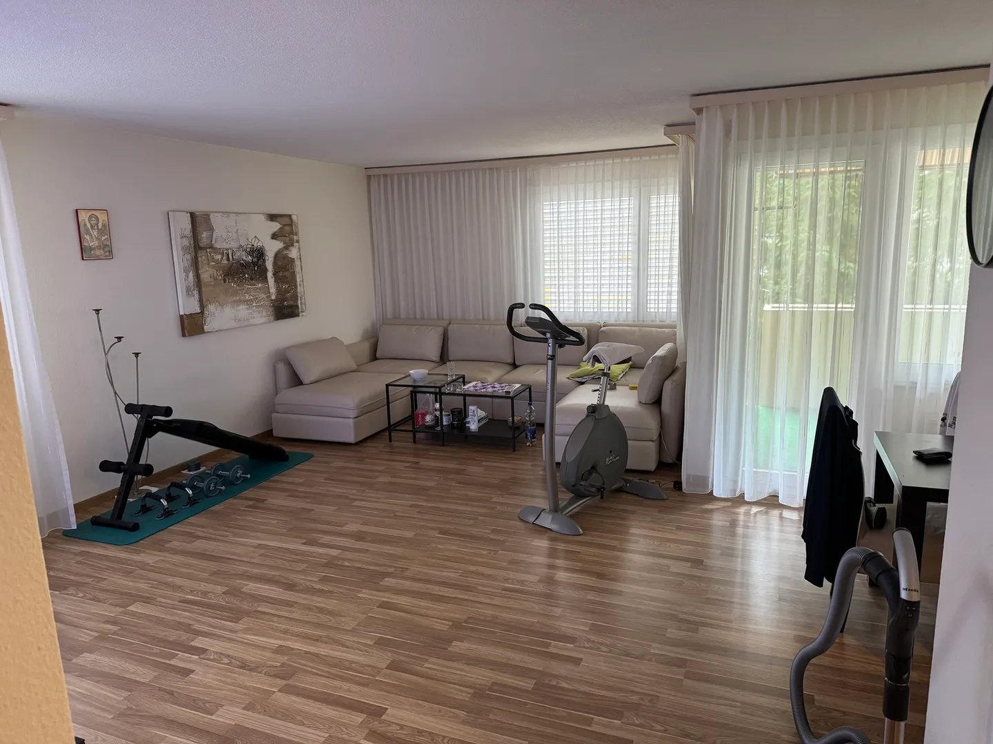 APPARTEMENT 4½ PIÈCES À DÜBENDORF (ZH), MEUBLÉ, TEMPORAIRE - Photo 1 sur 7