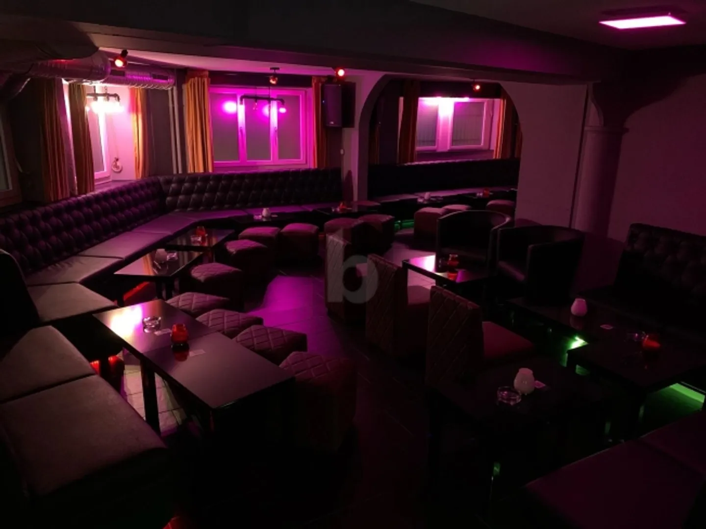 HOTSPOT POUR LA VIE NOCTURNE OU LA CULINAIRE - Photo 6 sur 6