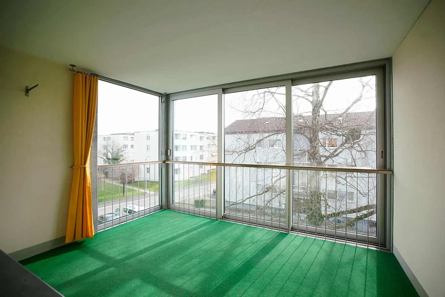 Belle appartement de 3 pièces avec grande véranda vitrée - Photo 11 sur 12