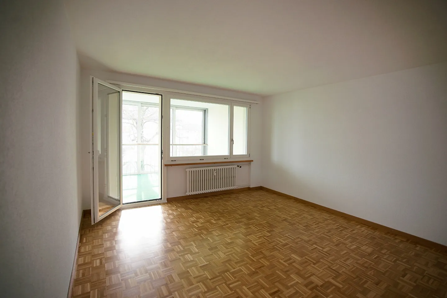 Belle appartement de 3 pièces avec grande véranda vitrée - Photo 5 sur 12