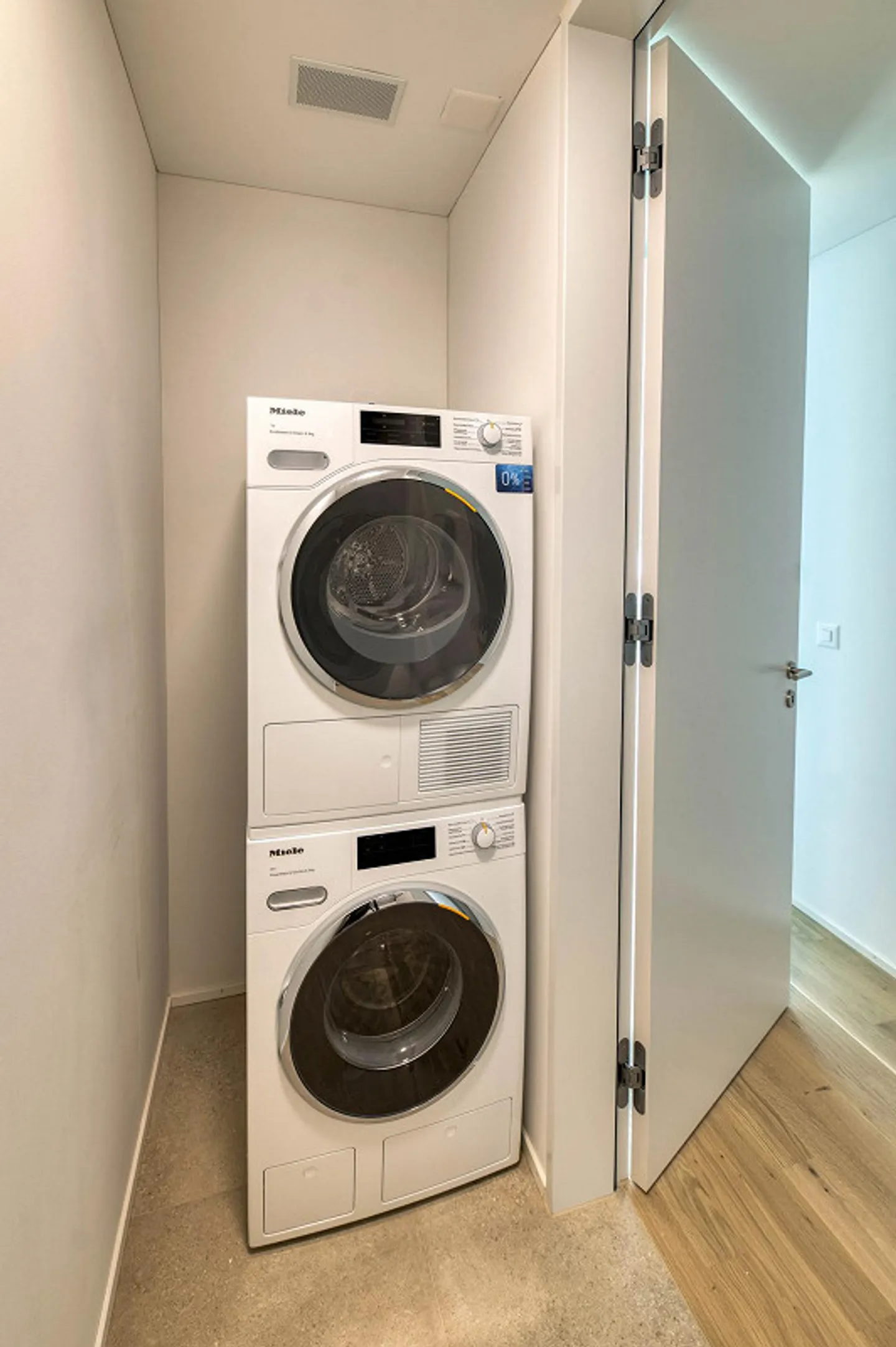 Family apartment on the ground floor with ownership standard - Photo 8 of 11