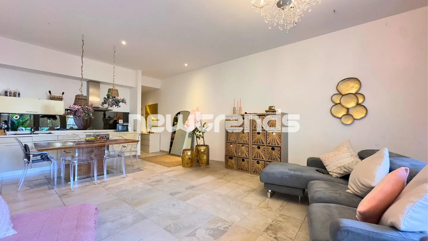 Mendrisio: geräumige Duplexwohnung mit 3,5 Zimmern und Terrasse. - Foto 1 von 20