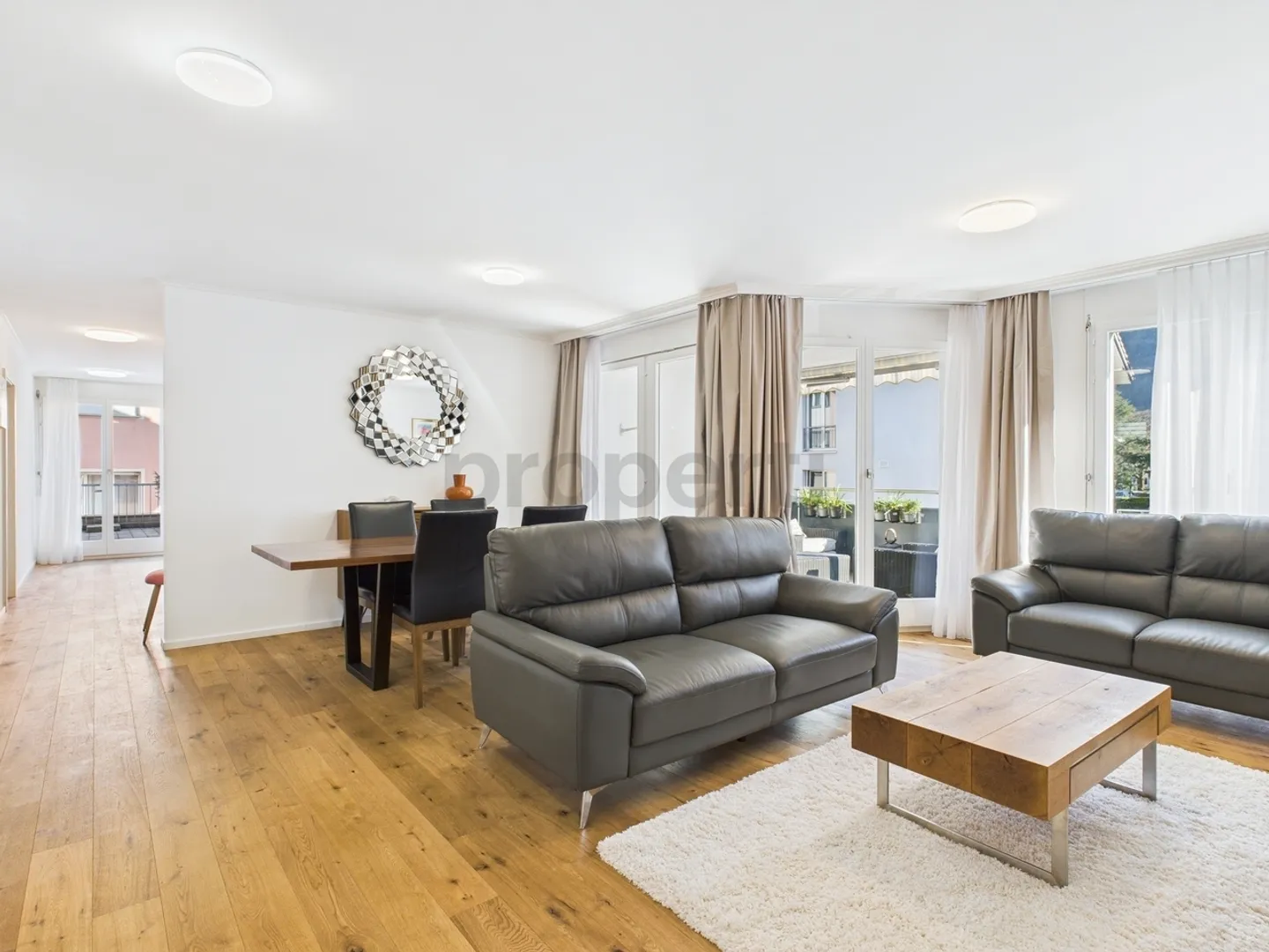 La tua nuova casa a Hergiswil Elegante, centrale e con una terrazza da sogno - Foto 1 di 12