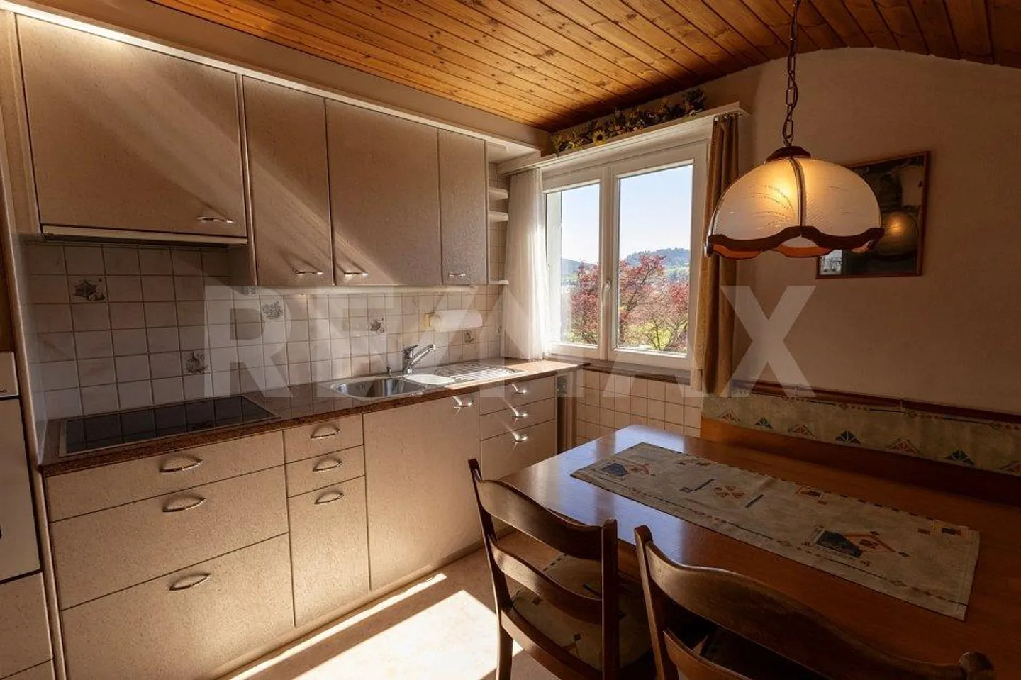 Geräumiges Familienhaus mit Bonus - Foto 12 von 13