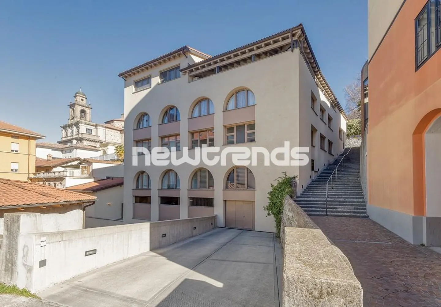 Mendrisio: geräumige Duplexwohnung mit 3,5 Zimmern und Terrasse. - Foto 16 von 20