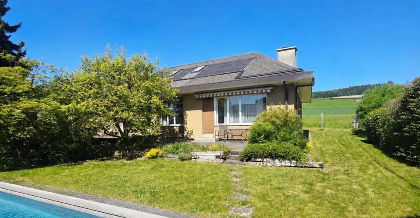 Casa 6.5 stanze - Foto 1 di 6