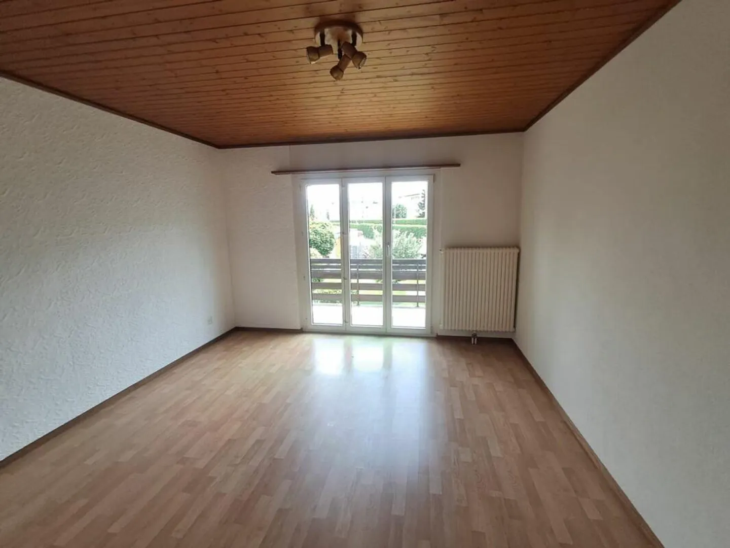 4.5-room house section with large garden - Photo 2 of 14