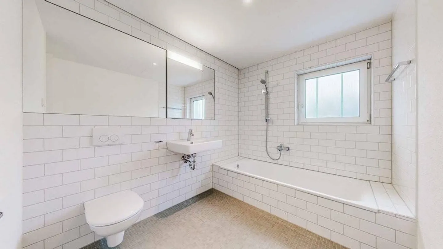 Aussergewöhnliche Wohnung in Zürich - Foto 3 von 10