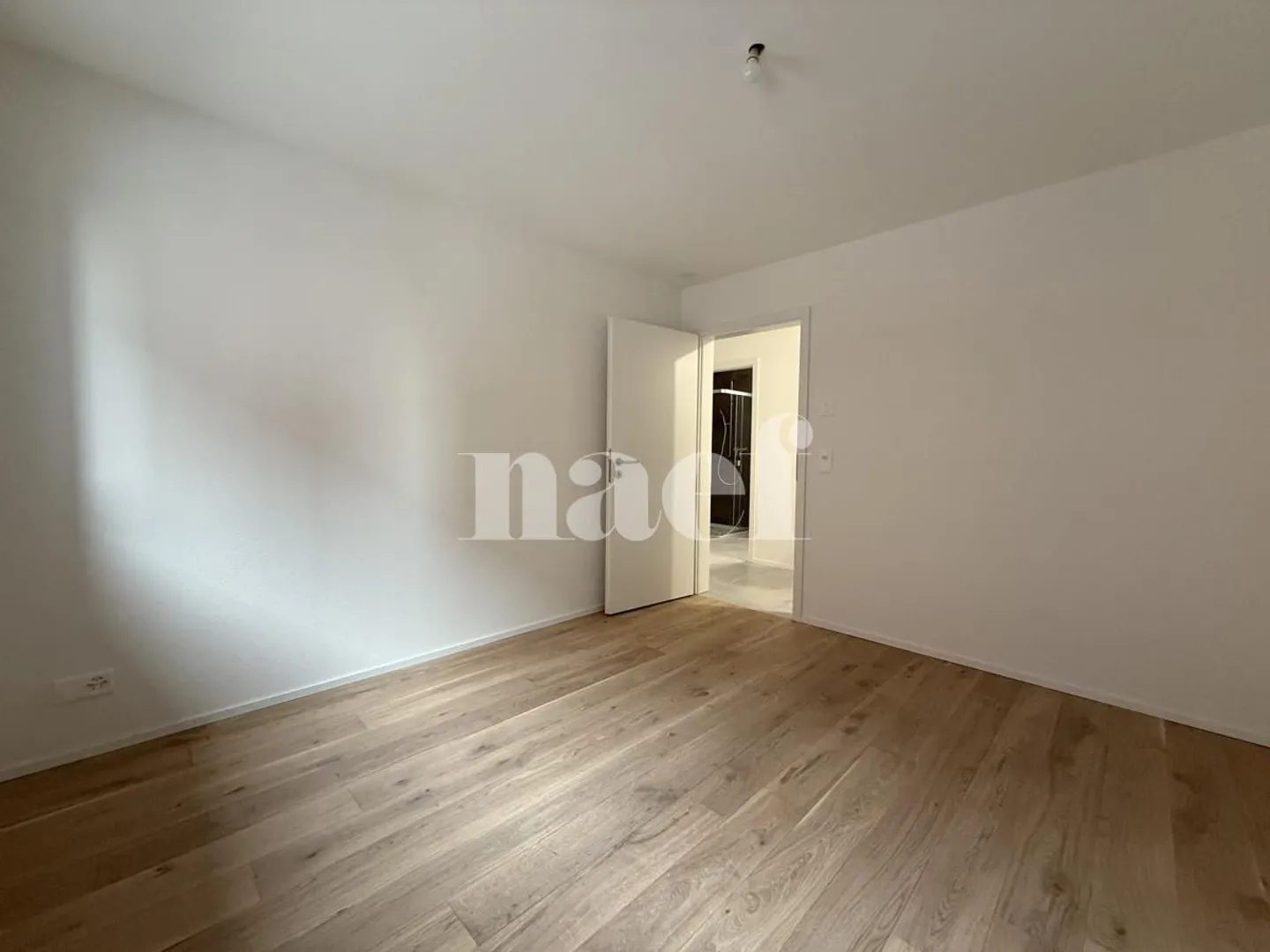 Nuovo appartamento di 3.5 locali al piano terra a Billens! - Foto 7 di 8