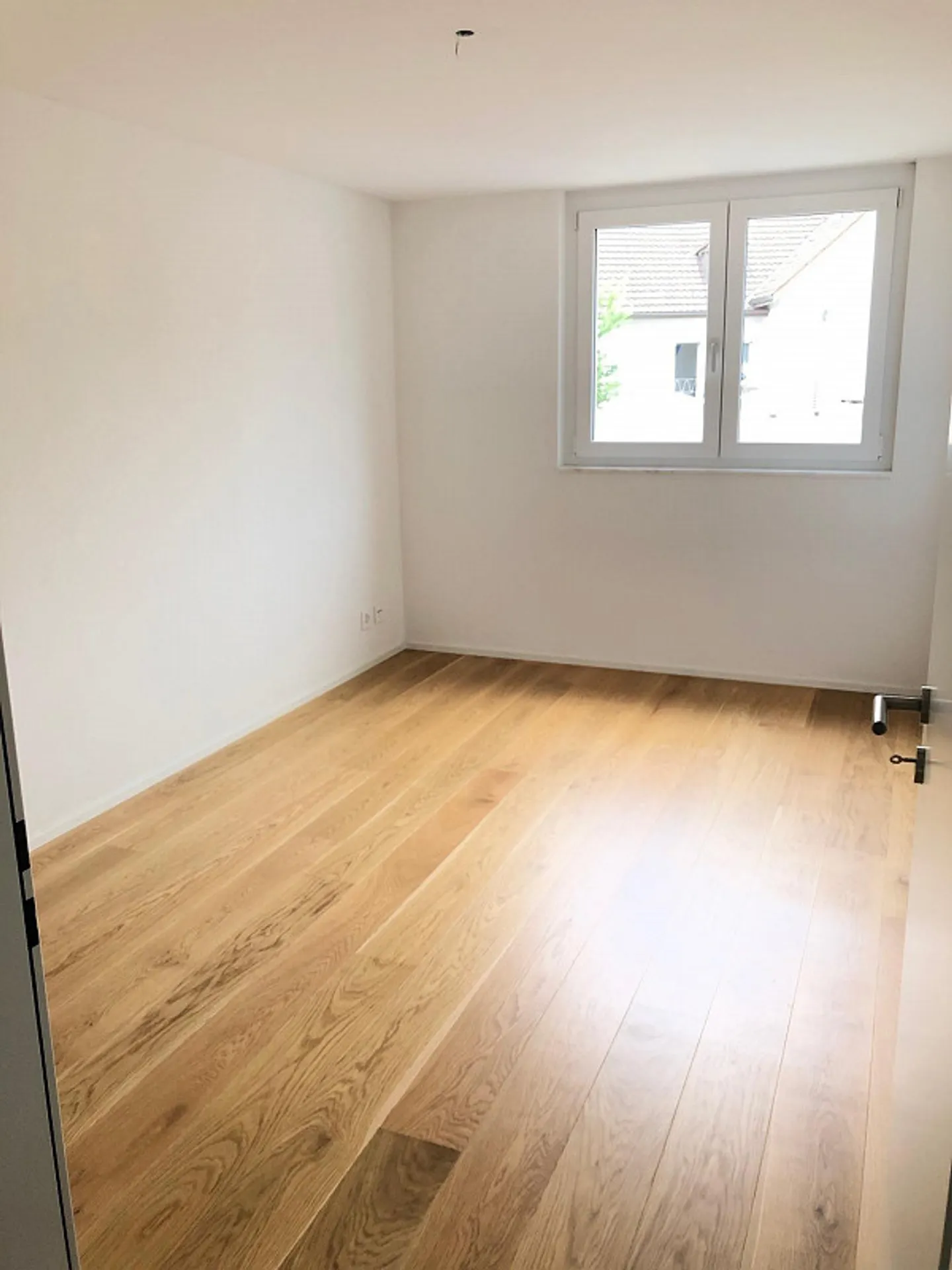 Exclusive - 4.5-room apartment (2nd floor) Unit No. B6 - Photo 11 of 16