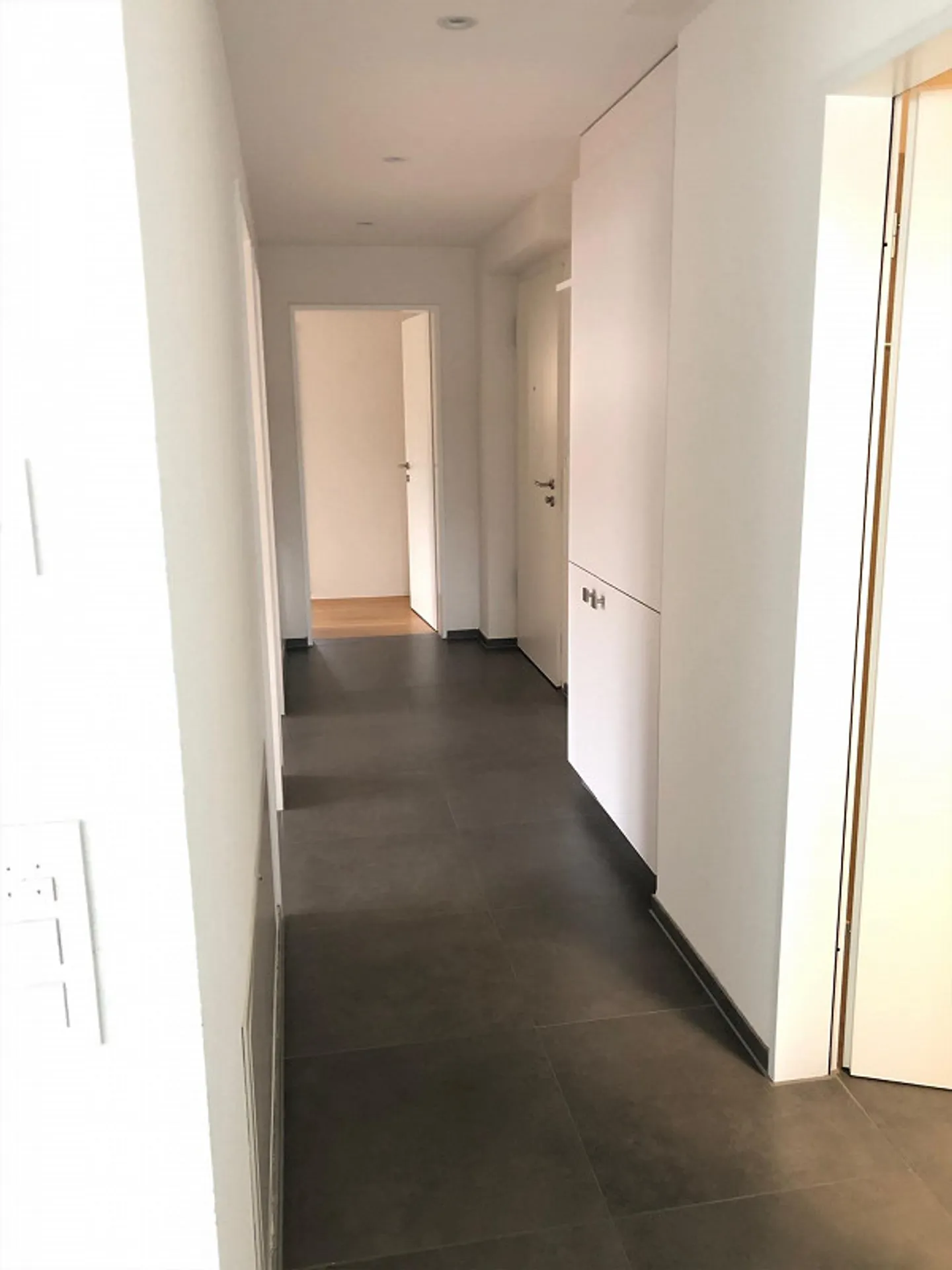 Exclusive - 4.5-room apartment (2nd floor) Unit No. B6 - Photo 12 of 16