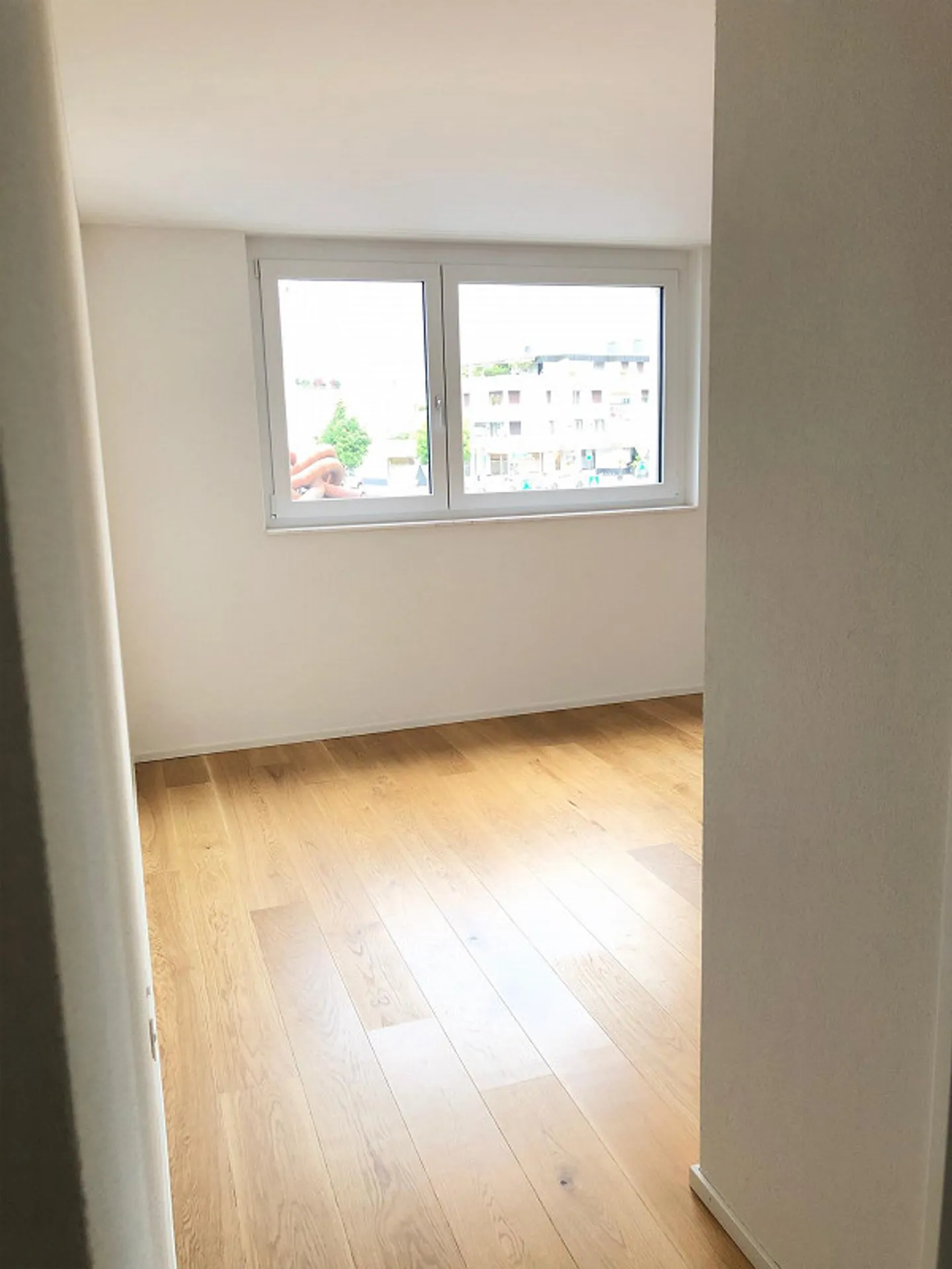 Exclusive - 4.5-room apartment (2nd floor) Unit No. B6 - Photo 14 of 16
