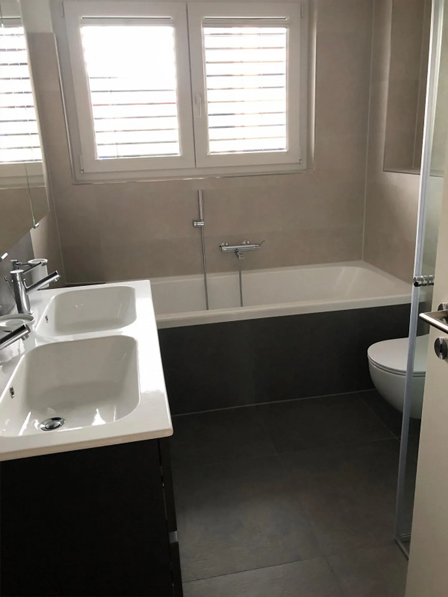 Exclusive - 4.5-room apartment (2nd floor) Unit No. B6 - Photo 15 of 16
