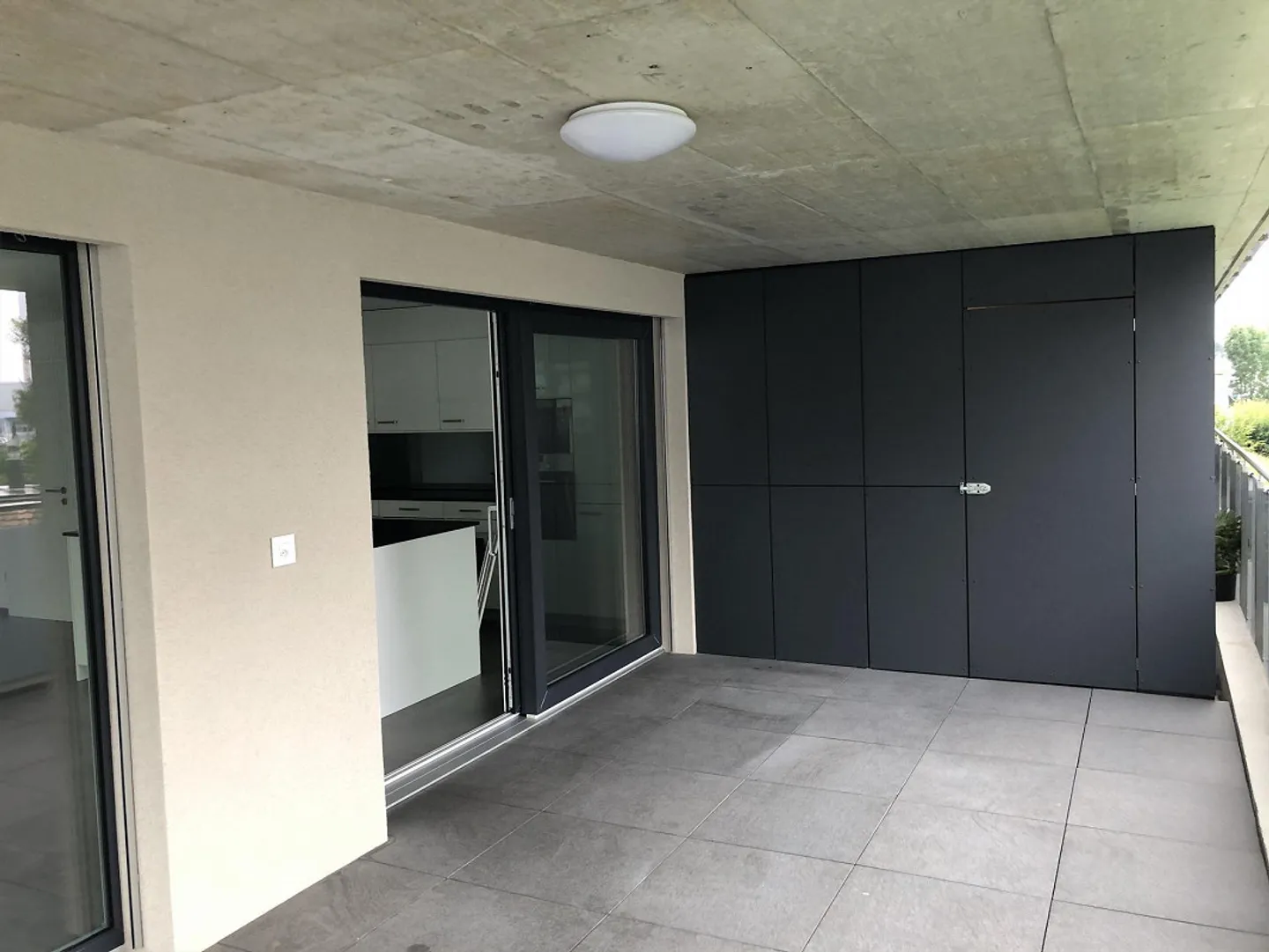Exclusive - 4.5-room apartment (2nd floor) Unit No. B6 - Photo 5 of 16