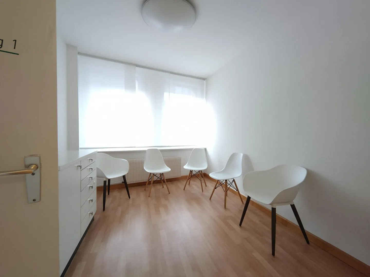 Lavora dove pulsa Basilea - Ufficio tra Bankverein e Aeschenplatz - Foto 4 di 6