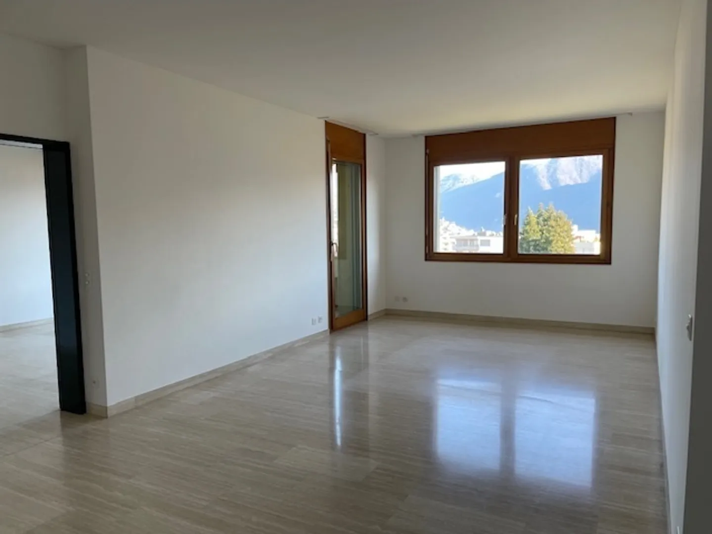 Lugano: App.to signorile 4.5 loc. + studio con vista aperta - Foto 5 di 13