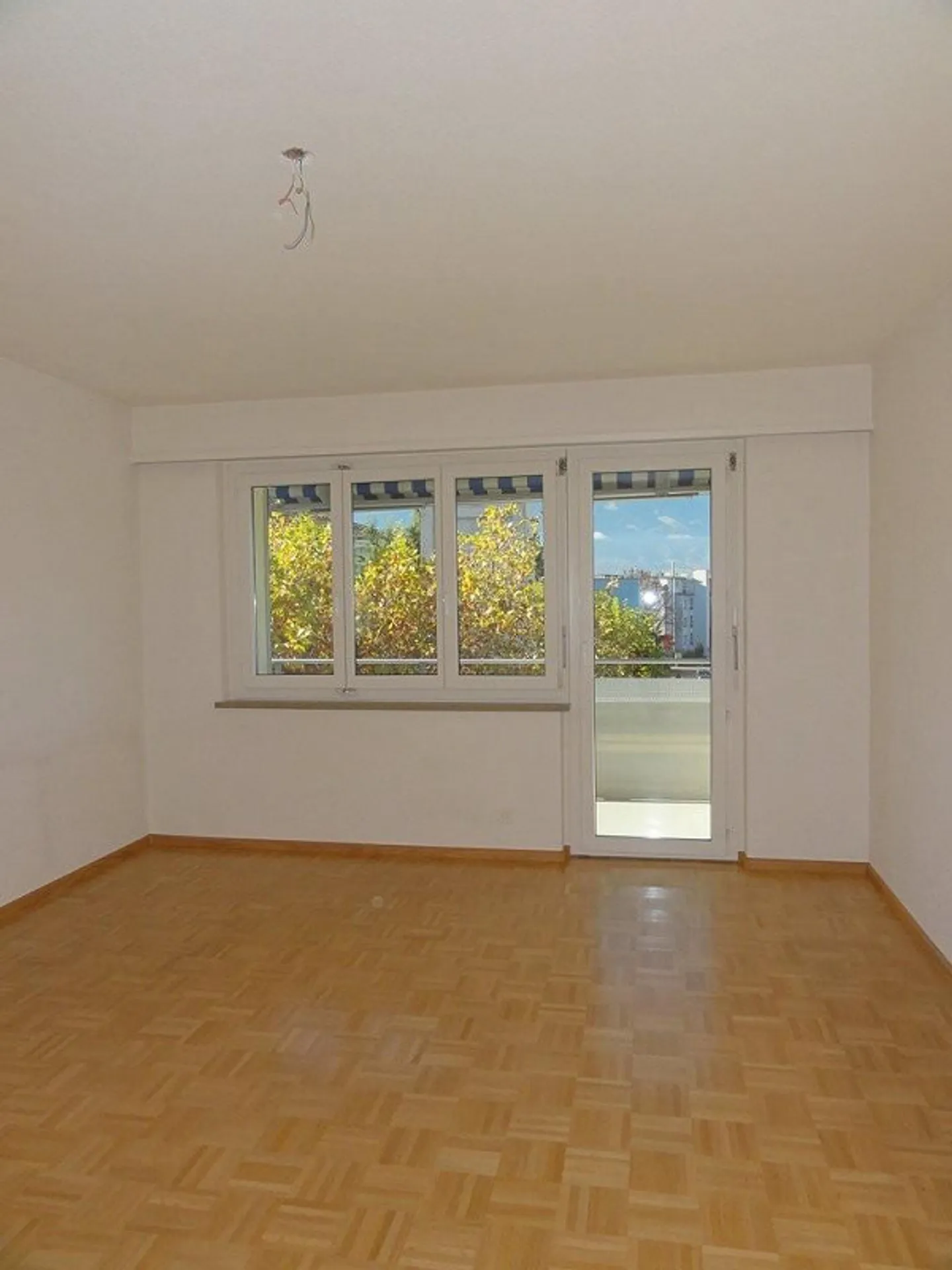 Vivere nel popolare Sonnenfeld, proprio vicino alla città di Thun - Foto 4 di 8