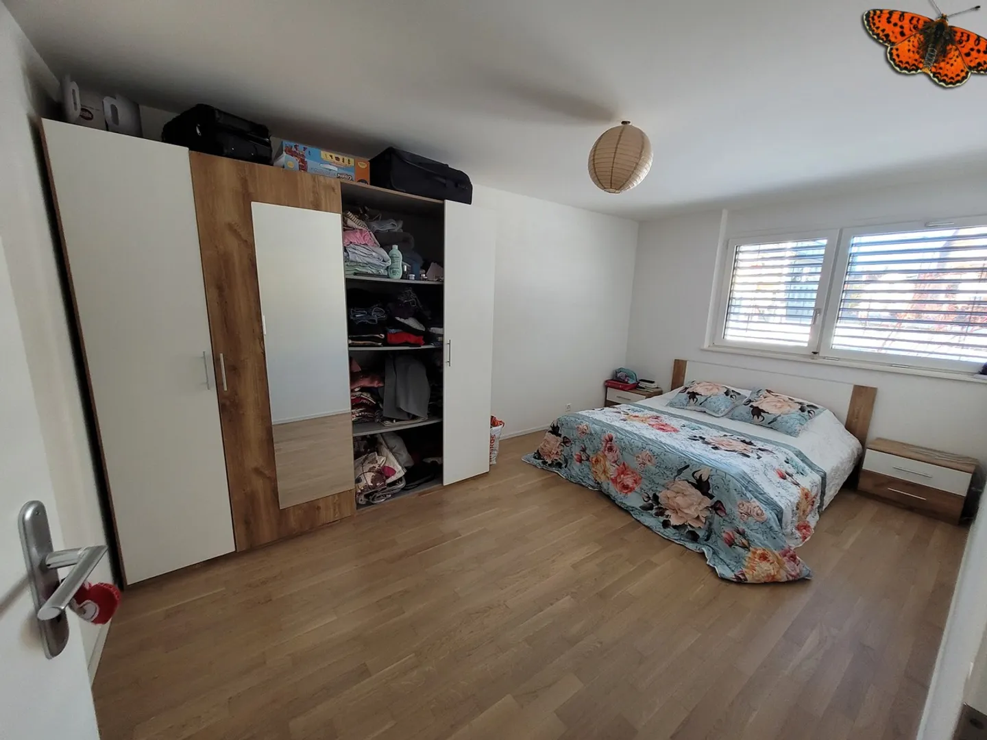 3 ½ CHAMBRES AU REZ-DE-CHAUSSÉE - CENTRE-VILLE - Photo 3 sur 7