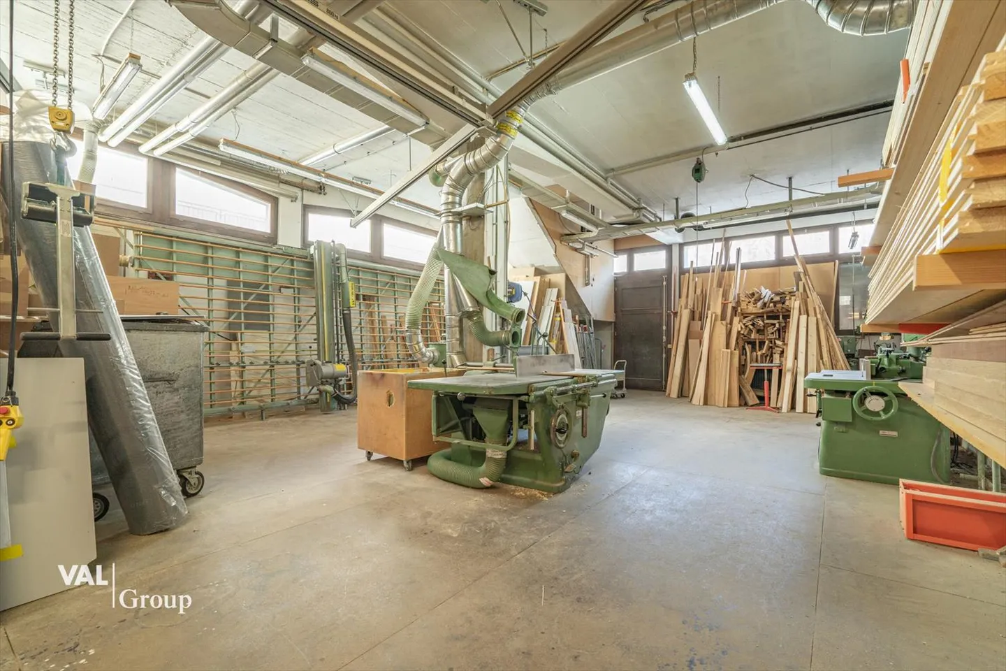 Il tuo nuovo laboratorio nel centro di Fiesch - Foto 3 di 8