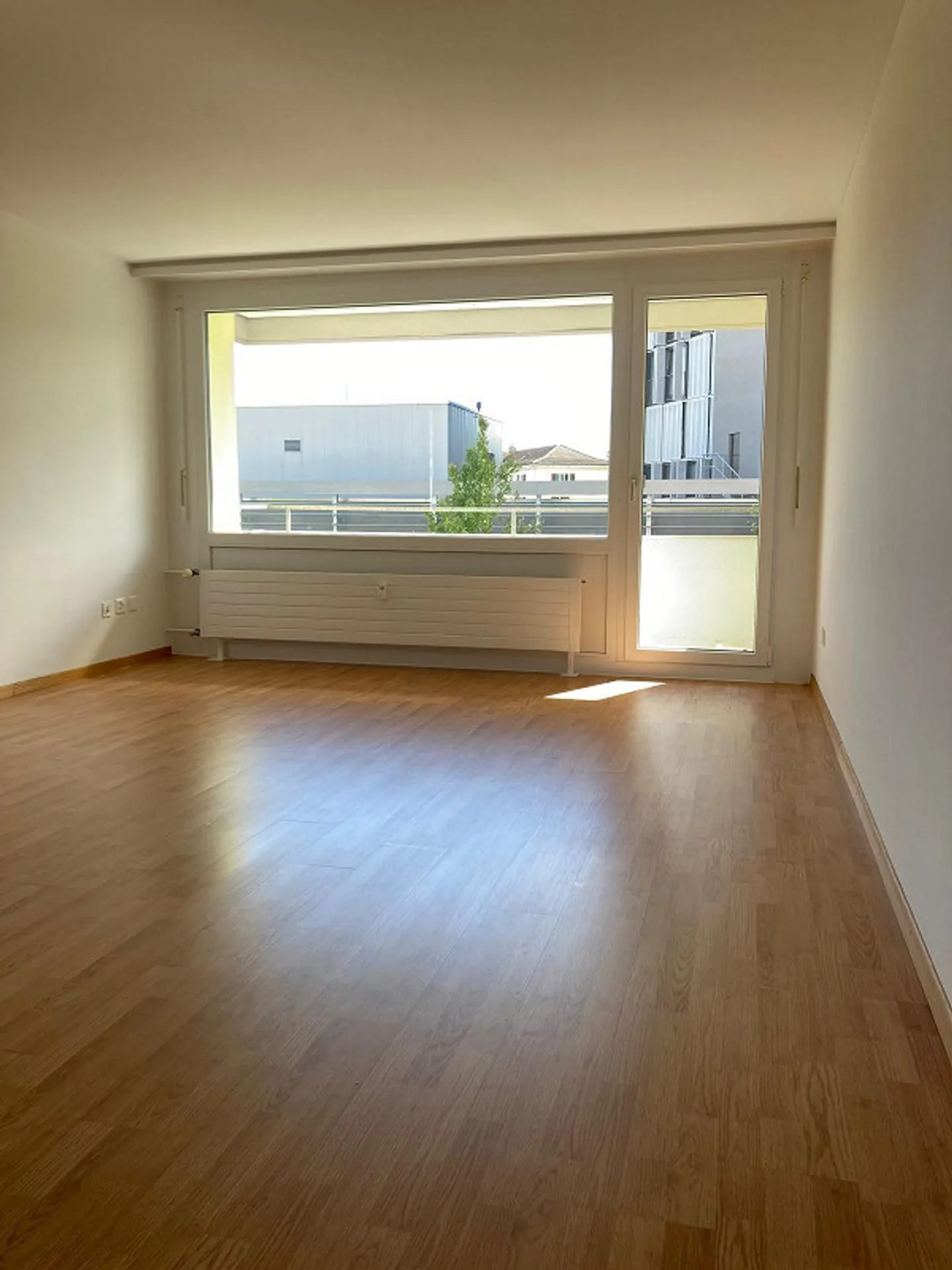 2.5-Zimmer Wohnung - Foto 3 von 8