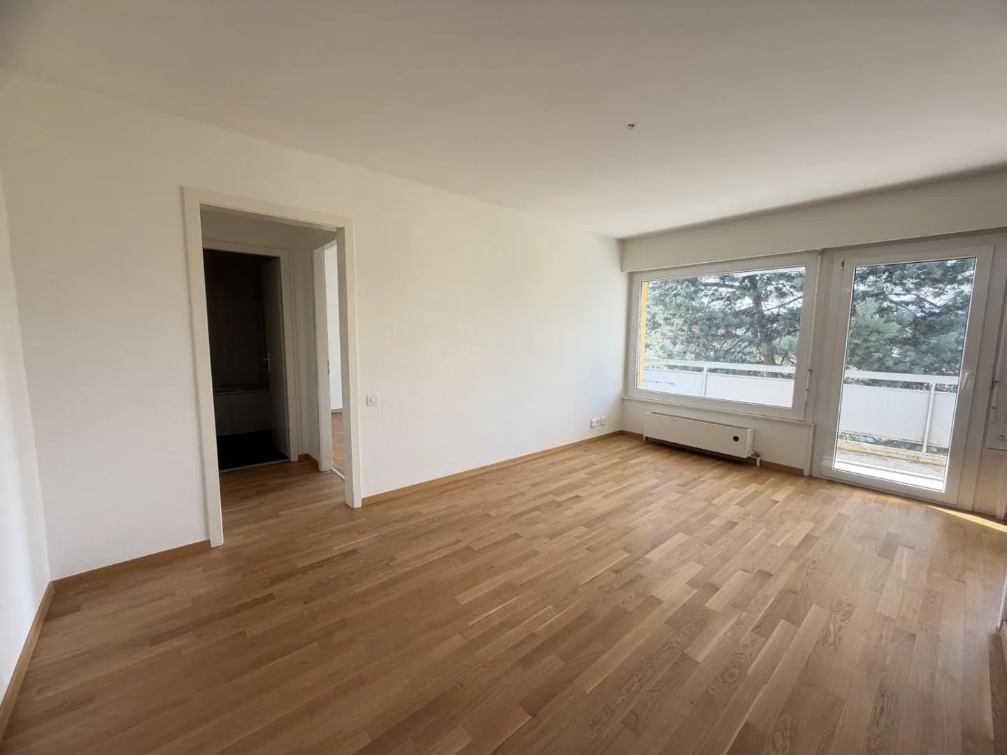 Appartamento Luminoso Vicino ai Trasporti - Foto 1 di 4