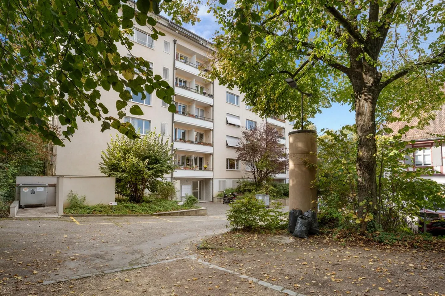 Appartamento attraente con 5 stanze in una posizione interessante - Foto 2 di 2