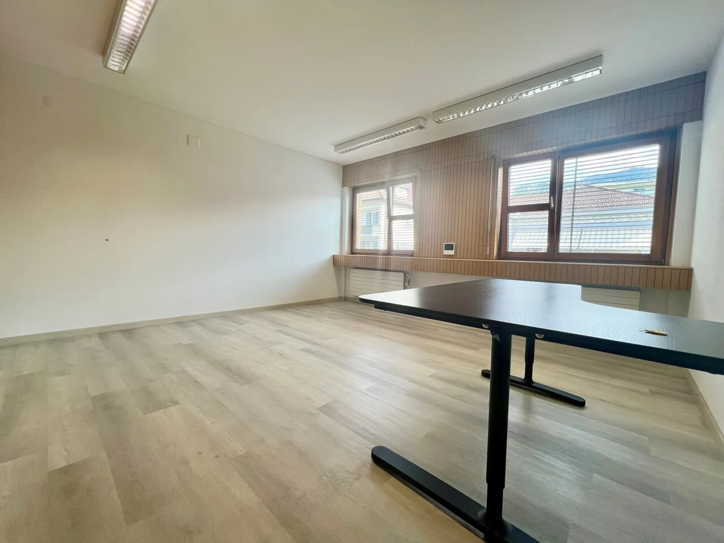 Affittasi ufficio di 16 mq a Chiasso con aria condizionata - Foto 2 di 7