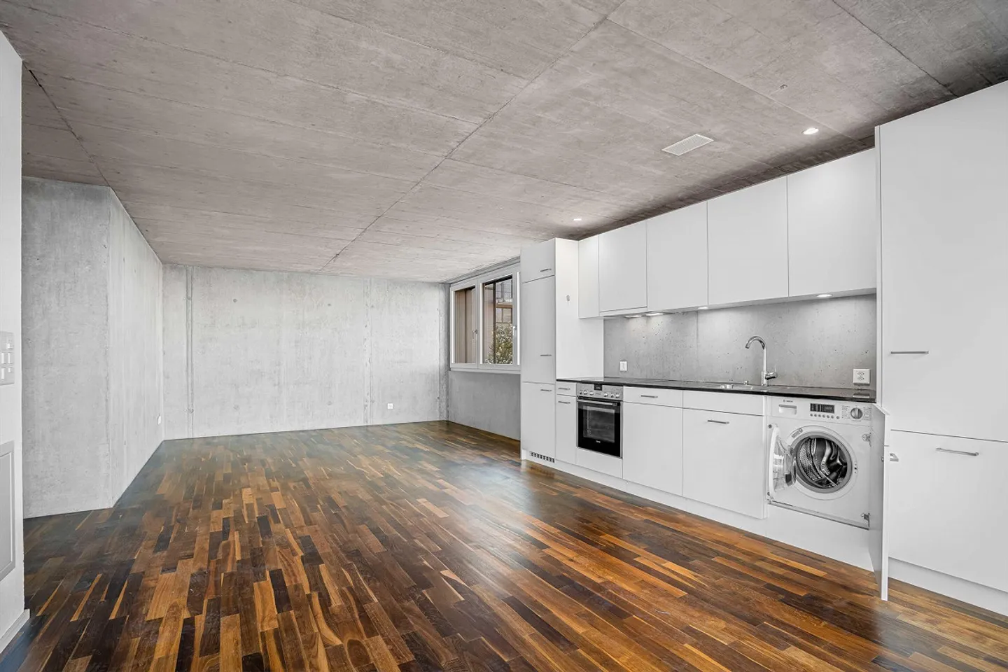 Moderne 2.5 Zimmerwohnung - Foto 3 von 8